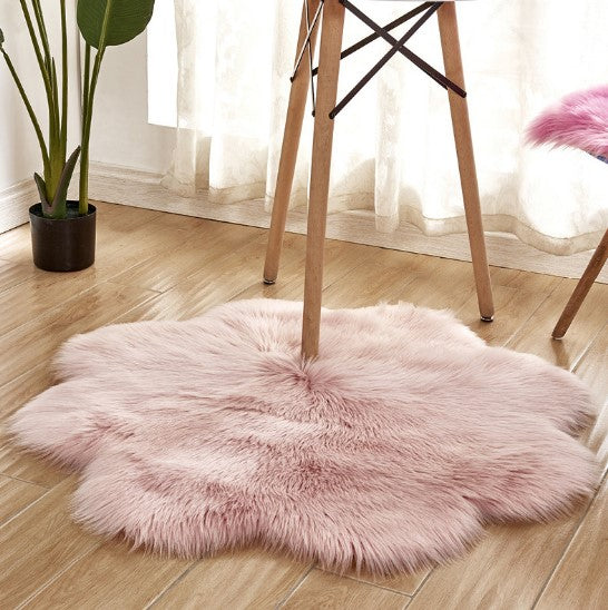 Flower Shape Faux Fur Mat