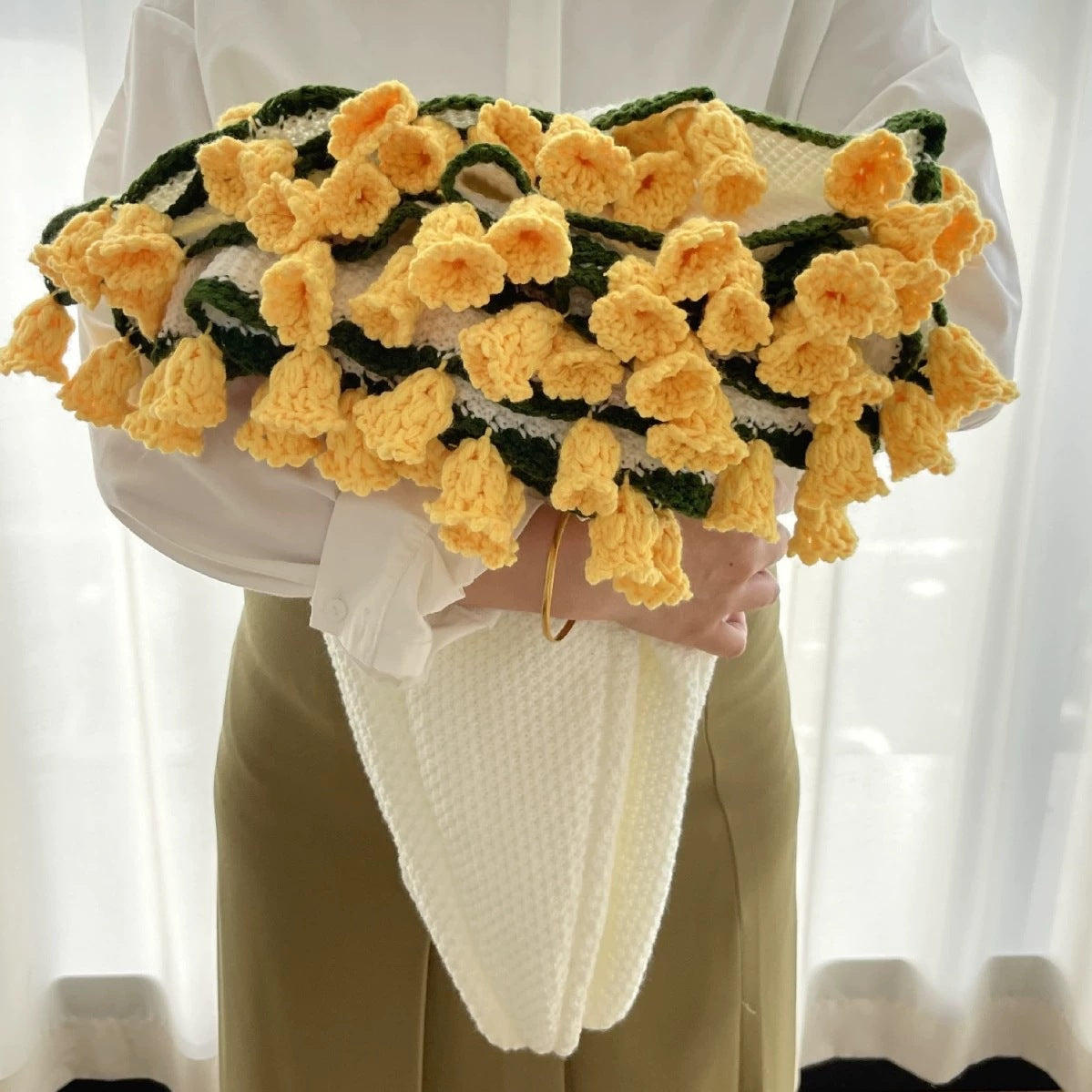Rose Bouquet Nap Blanket