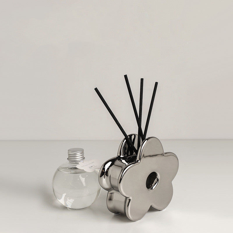 Simple Silver Ceramic Vase - Creative Irregular Ornament