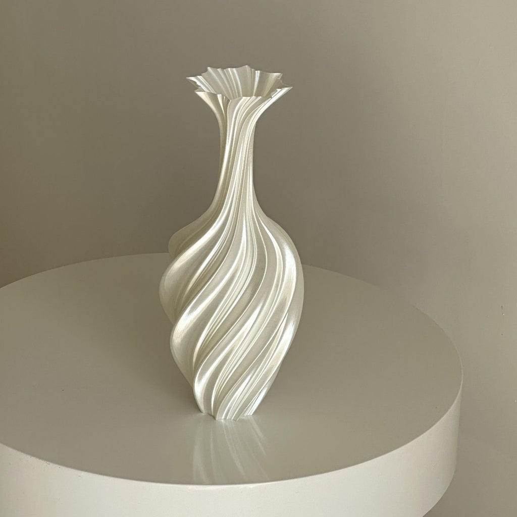 Artistic Abstract Twisted Vase - Retro Flower Design