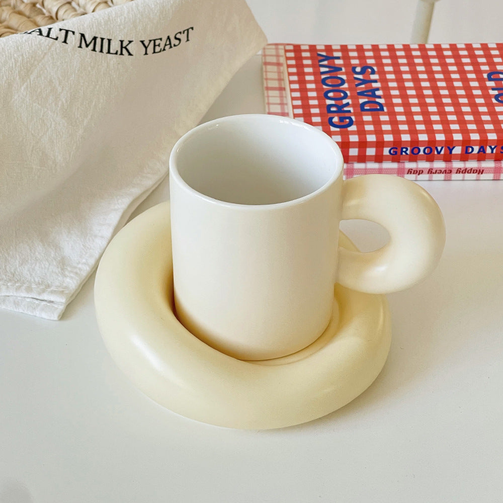 Simple Ceramic Mug Suit Creative Personality