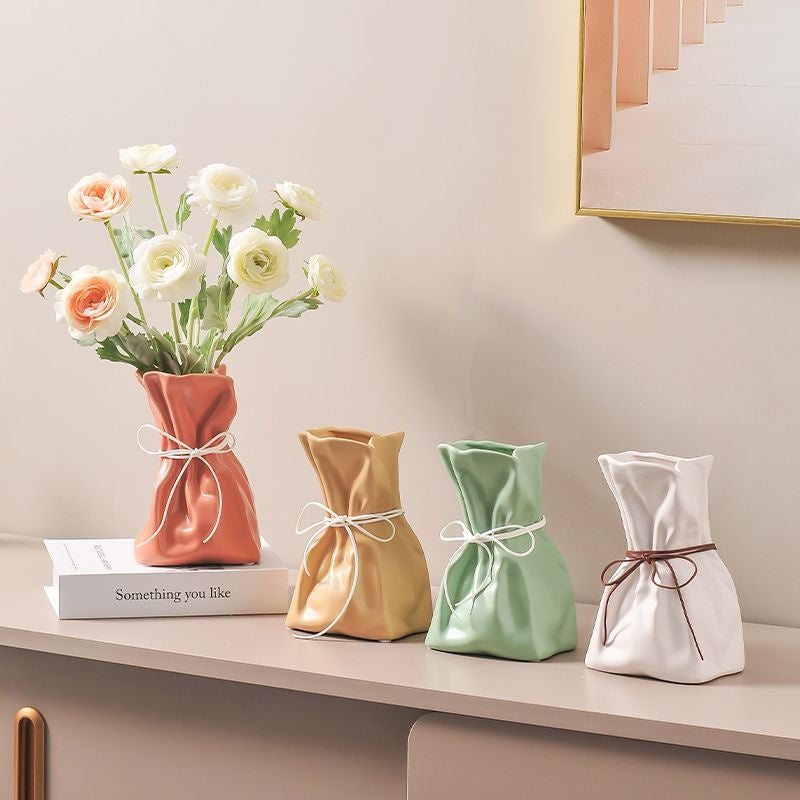 Simple Nordic Style Ceramic Vase - Minimalist