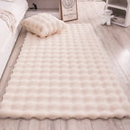 Creamy Bubble-Fleece Rug