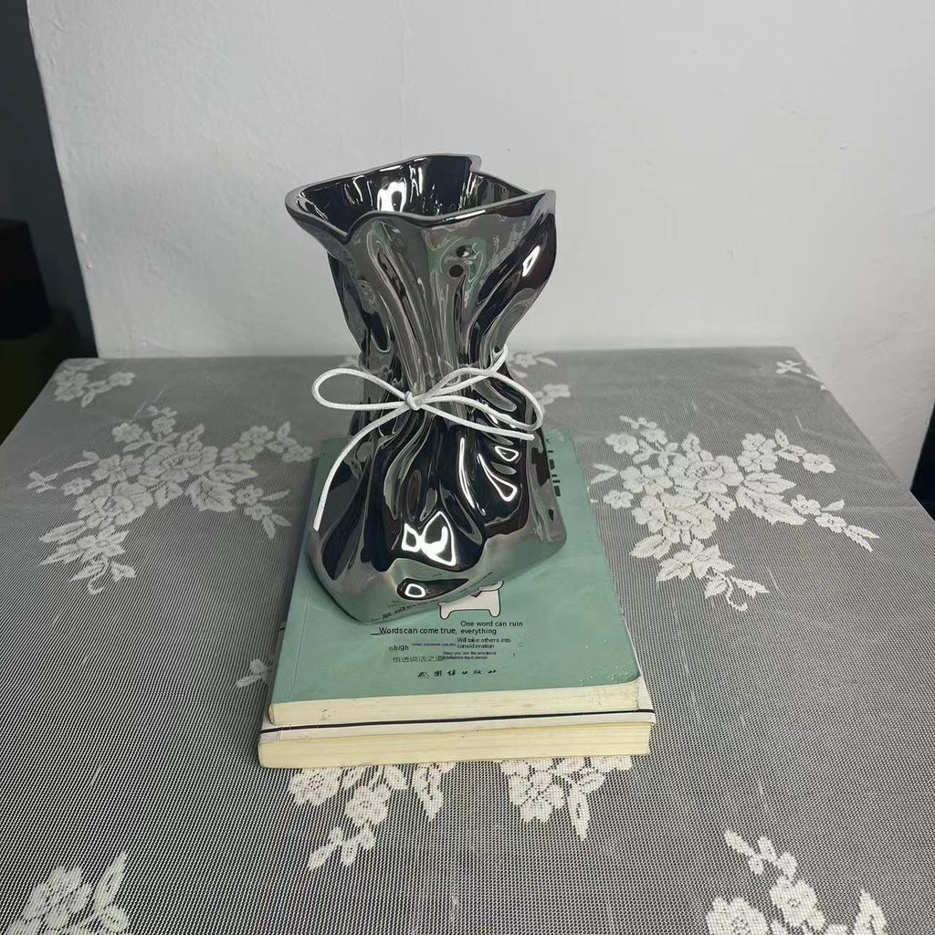 Simple Nordic Style Ceramic Vase - Minimalist