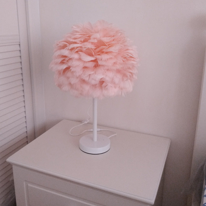 Feather Table Lamp - Bedroom Artistic Light