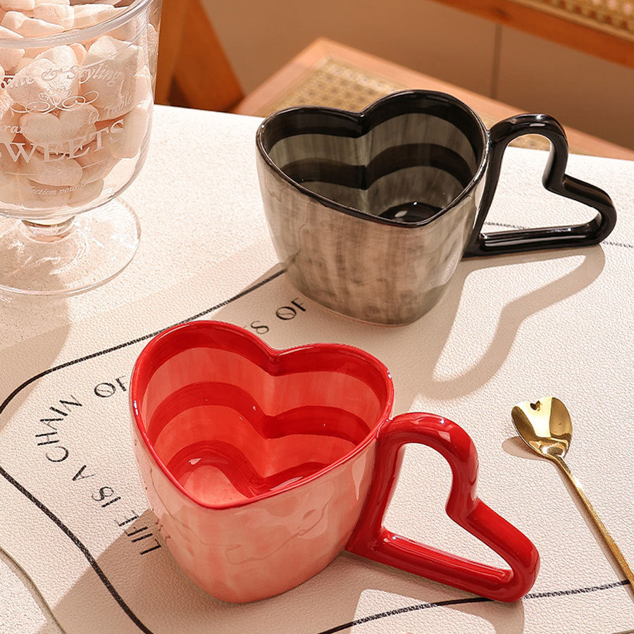 Creative Hand-Painted Striped Heart Mug Hand-Shaped Heart Breakfast Cup